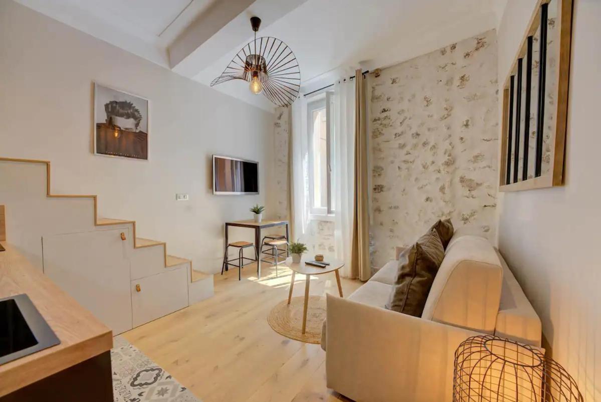 Duplex Studio Apt Mezzanine Near Shops & Cafes أنتيب المظهر الخارجي الصورة